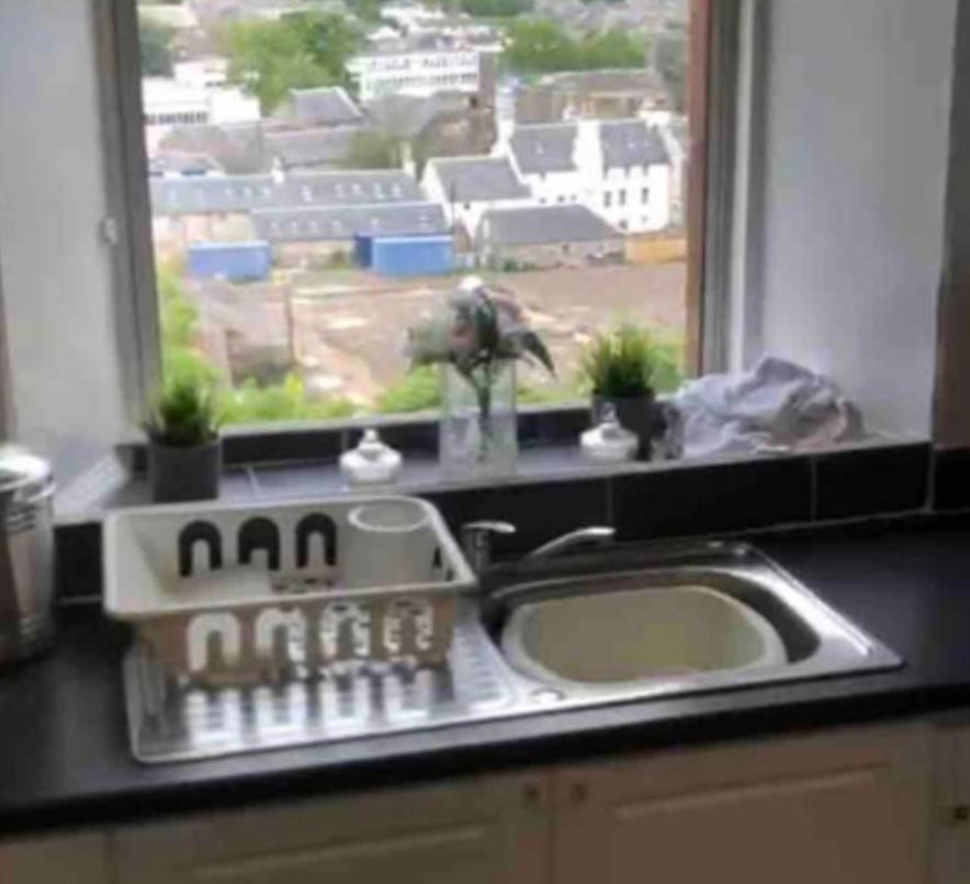 Captivating 2-Bed Apartment In Isle Of Bute Ротсей Екстериор снимка
