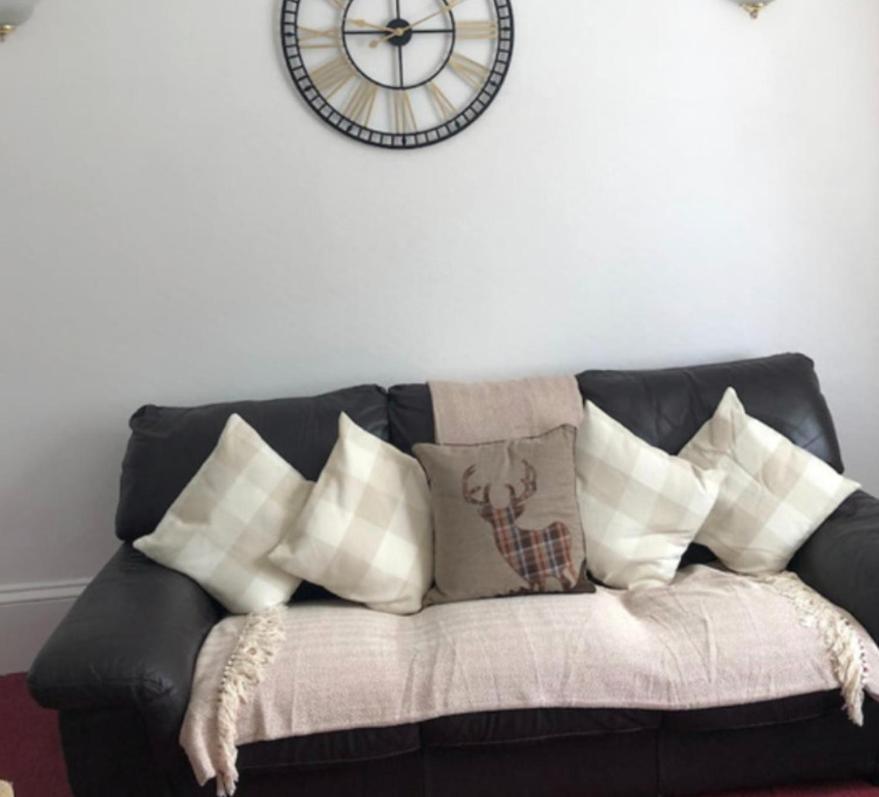 Captivating 2-Bed Apartment In Isle Of Bute Ротсей Екстериор снимка
