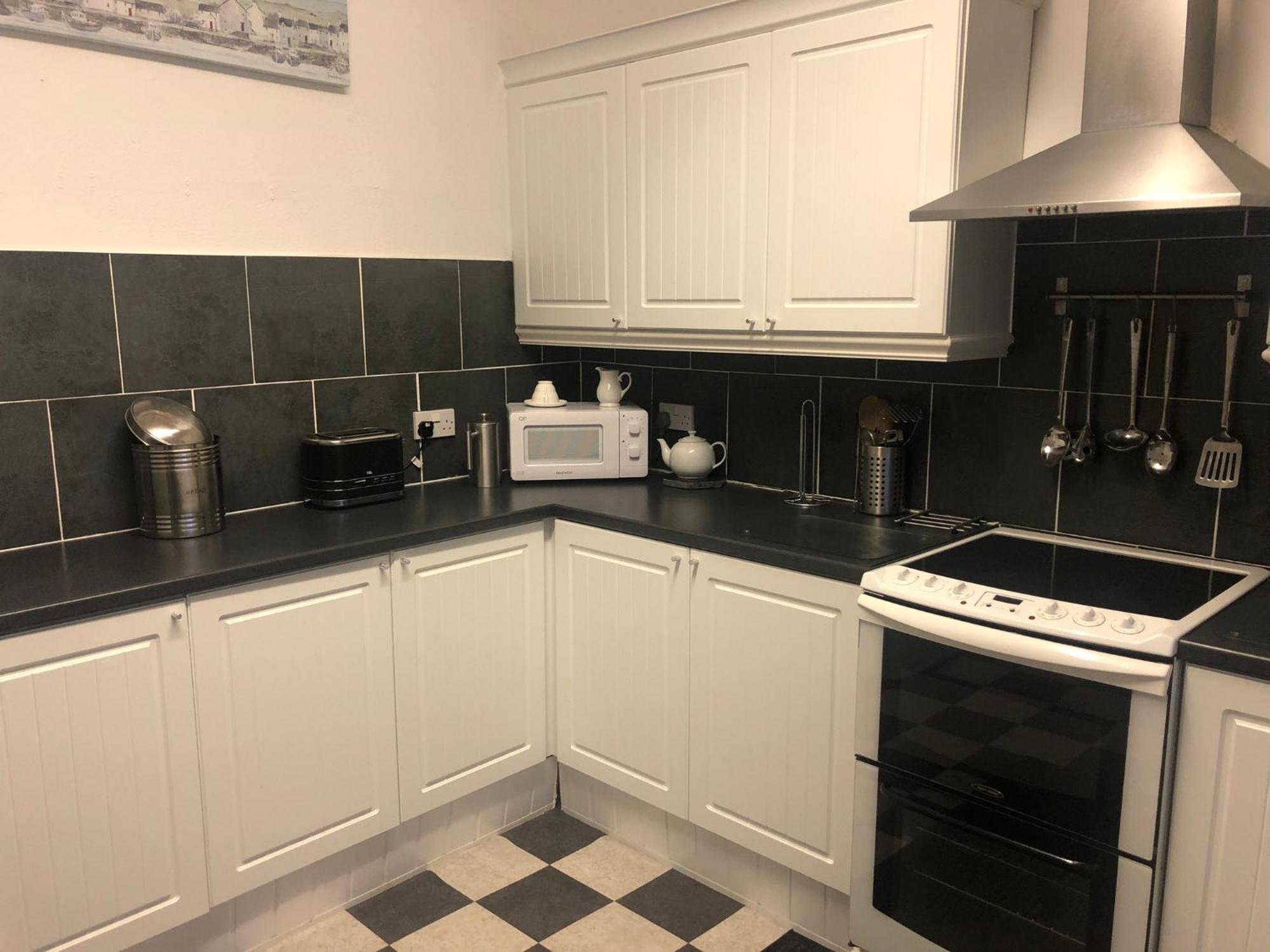 Captivating 2-Bed Apartment In Isle Of Bute Ротсей Екстериор снимка